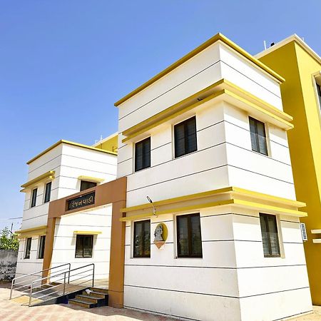 Ranjan Vadi Hotel Bhuj Bagian luar foto
